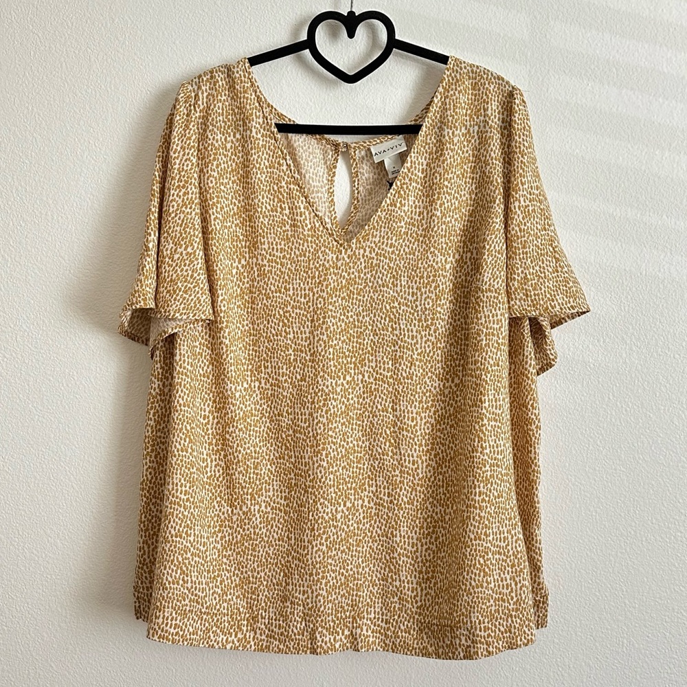 Ava & Viv Cream Tan Cheetah Print Flutter Sleeve Linen Blend Top Size X